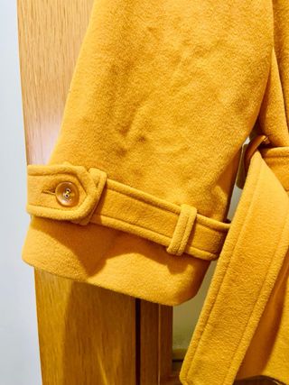 Chaquetón lana mostaza Kalfe talla 44