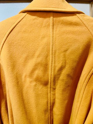 Chaquetón lana mostaza Kalfe talla 44