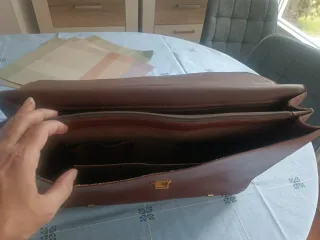 Maletín ejecutivo piel marrón