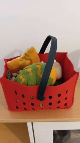 Cocinita IKEA con accesorios