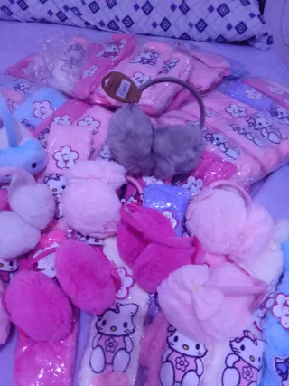 Conjunto Hello Kitty Bufanda y Orejeras