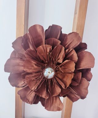 Lámpara Flor Peonia Papel Marrón