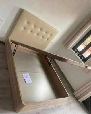 Canapé y Colchón Beige/Blanco