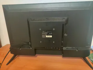 Televisión Nevir 32 muy fina