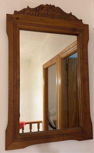 Precioso espejo madera maciza tallada