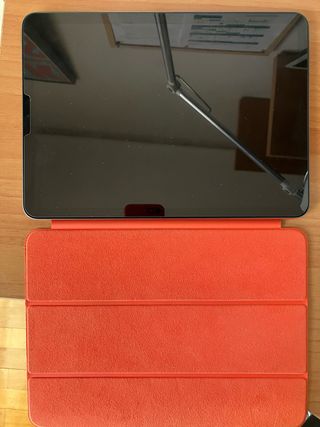 iPad Air M1 11” 64GB Gris + Apple Care