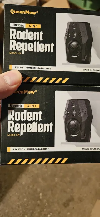 Repellente Ultrasuoni QueenMew 4 IN 1