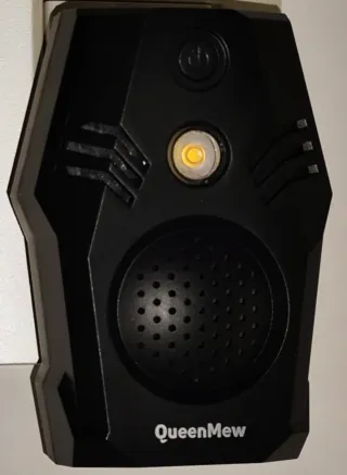 Repellente Ultrasuoni QueenMew 4 IN 1