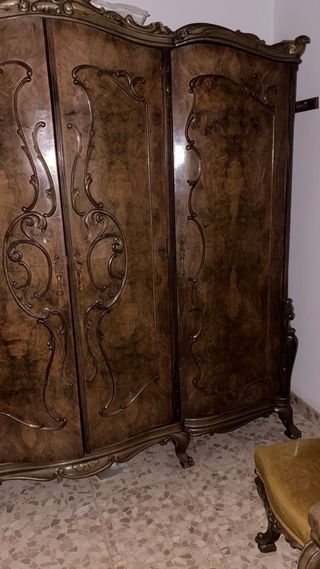 Armario clásico madera y cristal