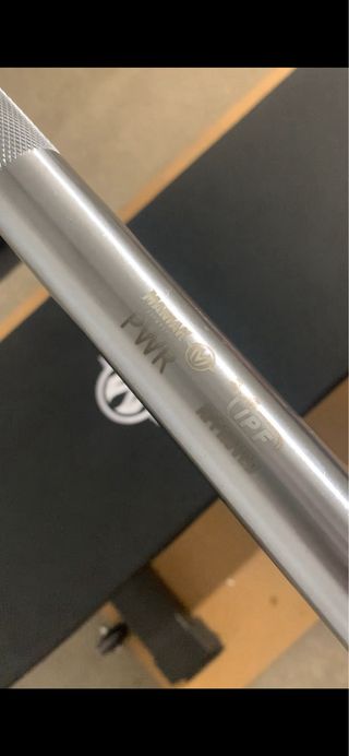 Material powerlifting calibrado.