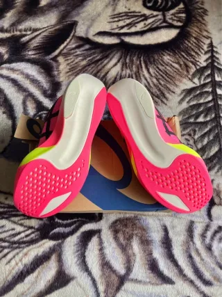 Zapatillas Asics Metaspeed Sky Paris Talla 42