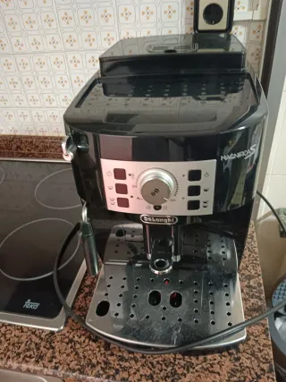 Cafetera DeLonghi Magnifica S