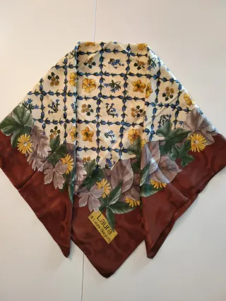 Foulard in seta Laura Biagiotti