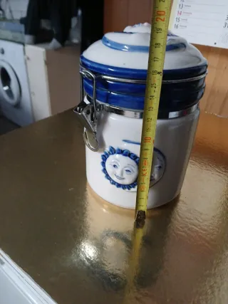 Contenitore ceramica blu e bianco