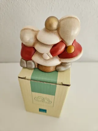 Bimbe natalizie Thun con albero