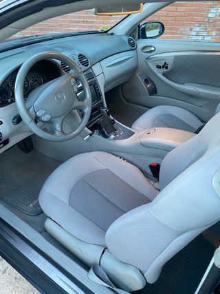 Mercedes-Benz  CLK 2003