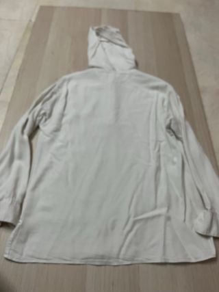 Sudadera con capucha y bolsillos para niño