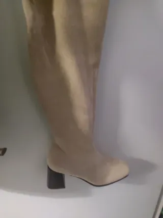 Botas altas mujer beige