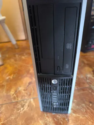 HP Compaq Elite 8300 SFF