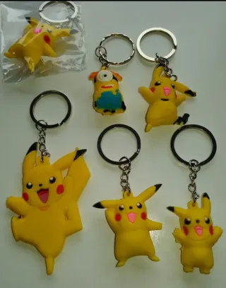 Llaveros y Figuras Pokémon