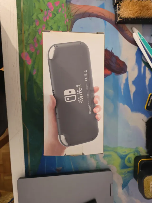 Nintendo Switch Lite Gris