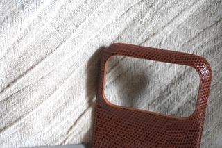 Funda iPhone 17 Pro Max grabada Laura Inserif