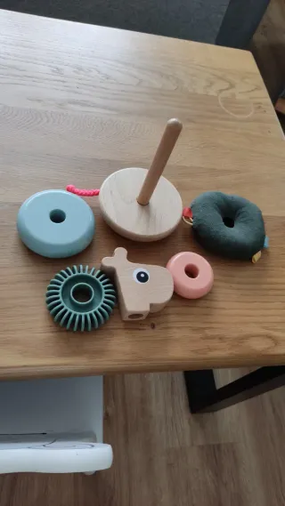 Torre apilable para bebé