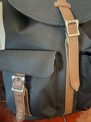 Zaino Herschel nero con dettagli marroni