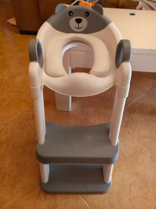 Orinal infantil con escalón y asiento