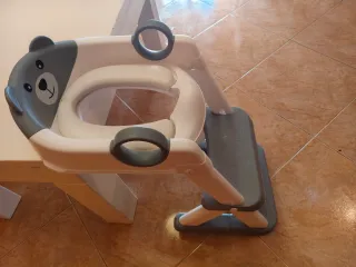 Orinal infantil con escalón y asiento