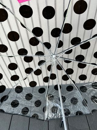 Paraguas Bimba y Lola lunares