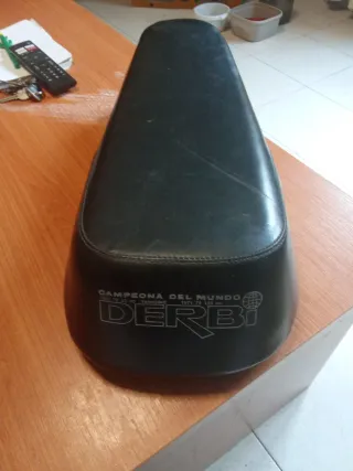 Asiento Derbi Campeona del Mundo derbi diablo