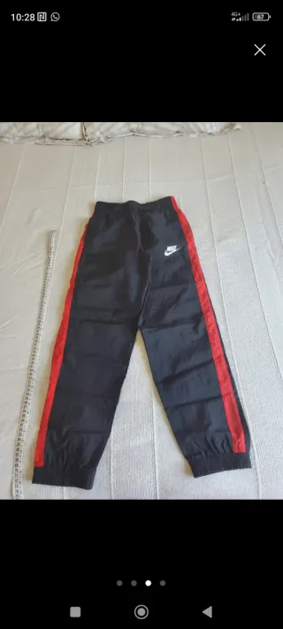 Chándal Nike Negro y Rojo Talla M niño 137/147