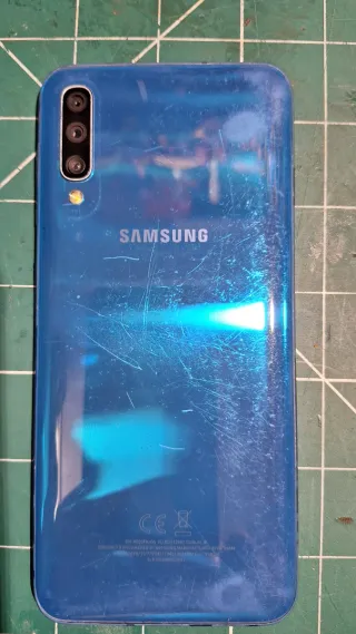 Samsung Galaxy A50 + protezione schermo Samsung + divertimento