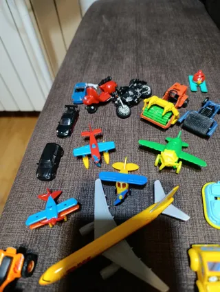 Lote de vehículos pequeños