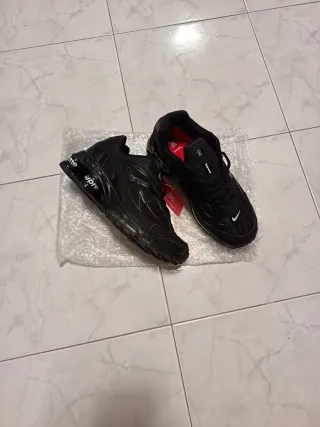 Nike Shox x Supreme Tg 42