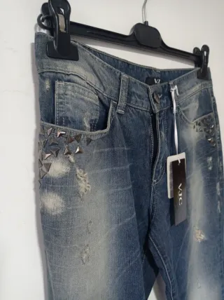 Jeans Versace con applicazioni