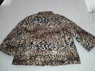 Chaqueta Rinascimento Animal Print