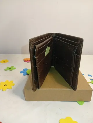 Cartera de Piel Genuin Leather 285