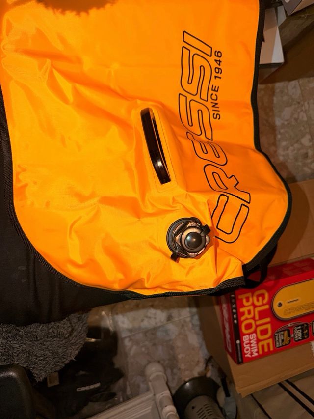 Boya Cressi Amarilla Buceo