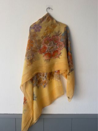 Pañuelo Hermes Seda Vintage Floral