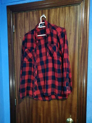 Camisa cuadros roja y negra Primark talla M