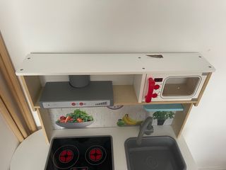 Cocinita de juguete de madera