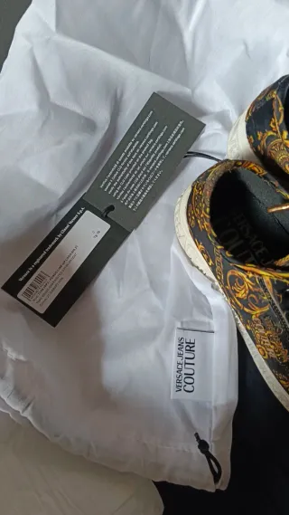 Tenis Versace Jeans Couture Negro/Dorado