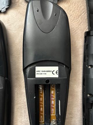 Lotto 3 telecomandi Sky + Samsung Smart TV