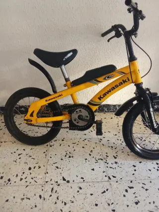 Bicicleta Kawasaki Amarilla