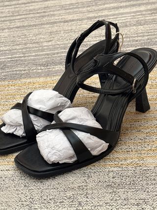 Zapatos de tacón negros para fiesta