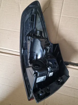 Opel Zafira C Faro Trasero Derecho