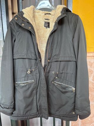 Chaquetón Zara negro forro polar