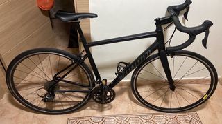 Bicicleta carretera Specialized Allez E5 Negra